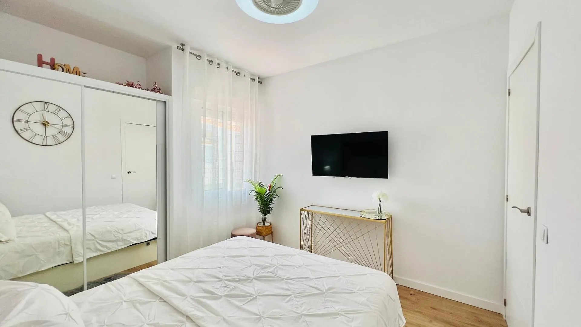 Paulmarie City Apartment In Costa Adeje