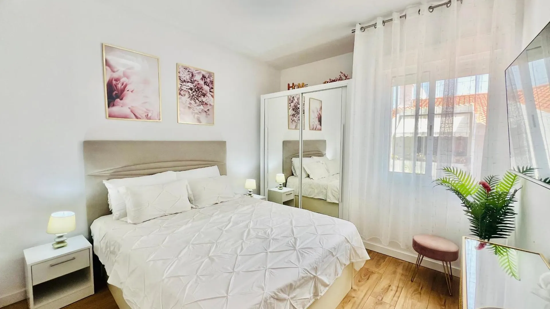 Paulmarie City Apartment In Costa Adeje