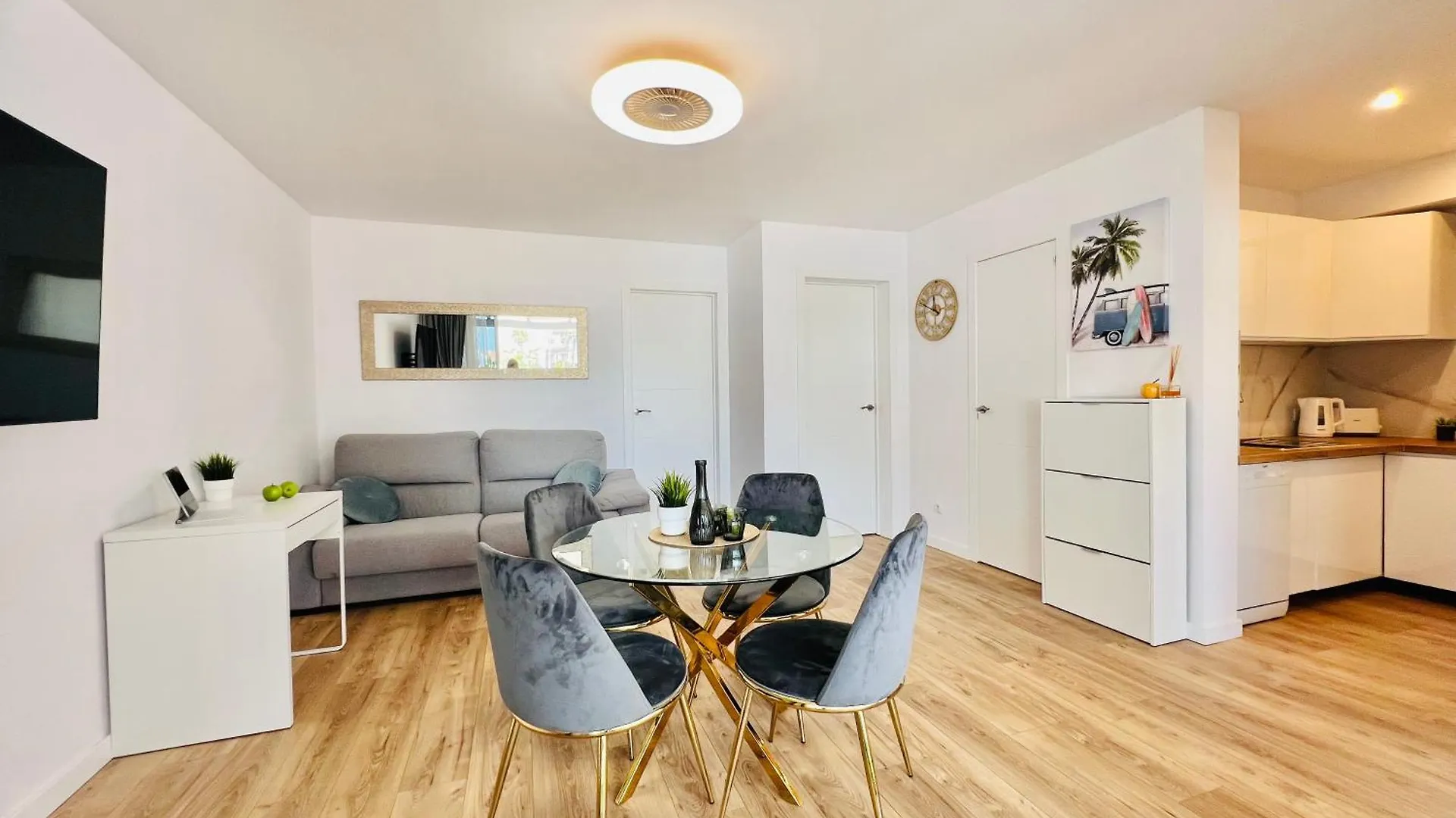 Paulmarie City Apartment In Costa Adeje 0*, أذيخي